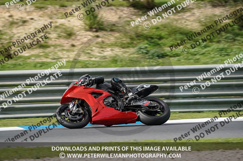 estoril;event digital images;motorbikes;no limits;peter wileman photography;portugal;trackday;trackday digital images